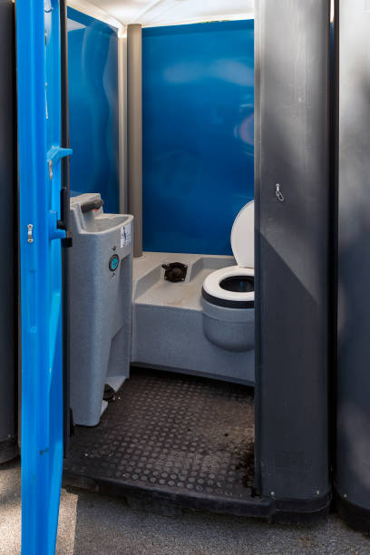 Best Handicap porta potty rental  in Sharpes, FL